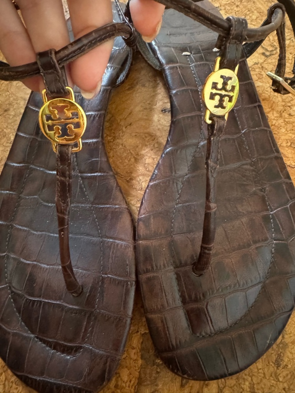 Tory Burch Brown Croc-Embossed Leather Sandals with Gold Logo Gladiator